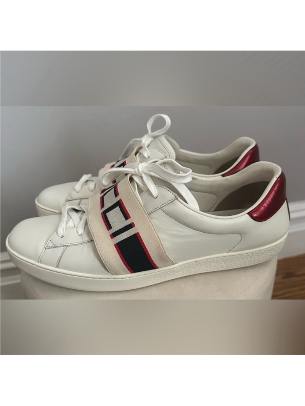 Gucci Off-White Leather Sneakers - Picture 2 of 6